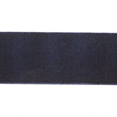 Лента бархатная нейлон, шир.25 мм, (упак. 45,7м), цв.180-т.синий - купить в Череповце. Цена: 800.84 руб.